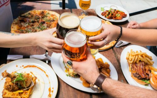 vancouver-food-tour-friends