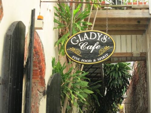 gladys-cafe