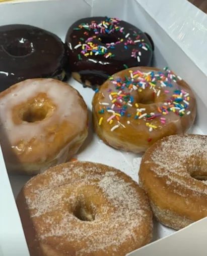 Scallop Cove General Store, Deli, Ice Cream and Souvenirs