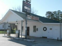 Crossroads Grocery and Deli