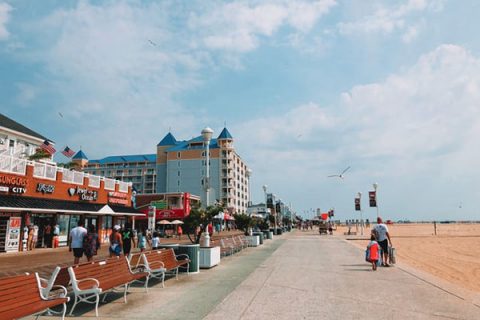 kat-keeling-FrmMWhE6xLo-unsplash kat-keeling-FrmMWhE6xLo-unsplash