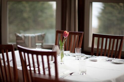 elegant-dining