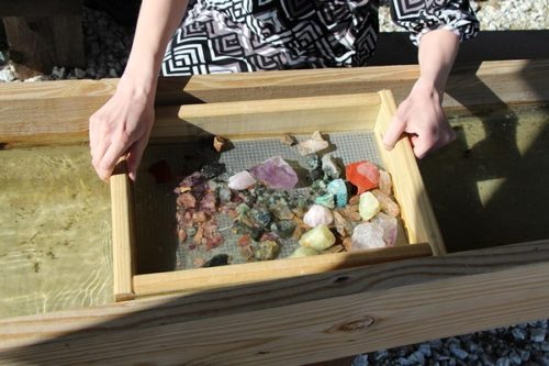 gem-mining-sugarcreek