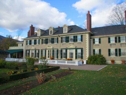 hildene-exterior-latefall